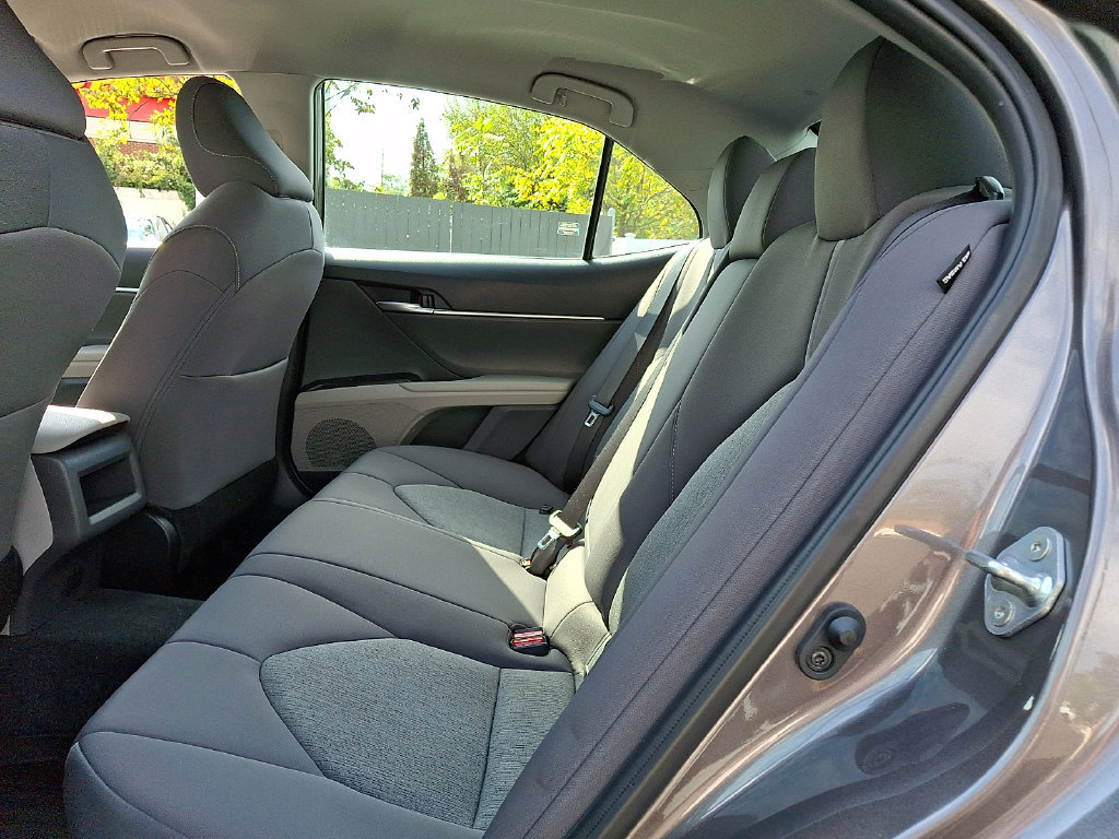 Used 2024 Toyota Camry LE AWD/4WD image 10