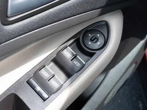 Used 2019 Ford Escape SEL FWD image 15