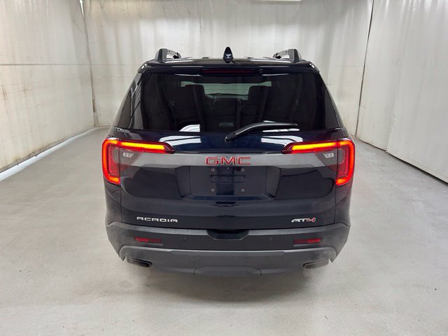 Used 2022 GMC Acadia AT4 w/ Technology Package AWD/4WD image 6
