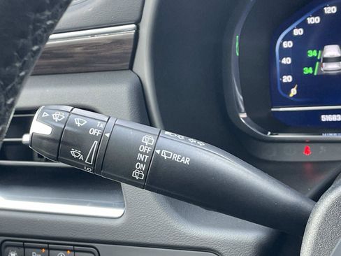 Used 2023 Chevrolet Tahoe Z71 w/ Luxury Package image 25