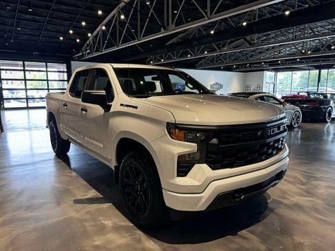 Used 2024 Chevrolet Silverado 1500 Custom w/ Turbomax Blackout Package AWD/4WD image 7