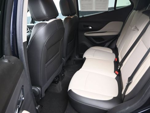 Used 2022 Buick Encore Preferred w/ Safety Package image 13