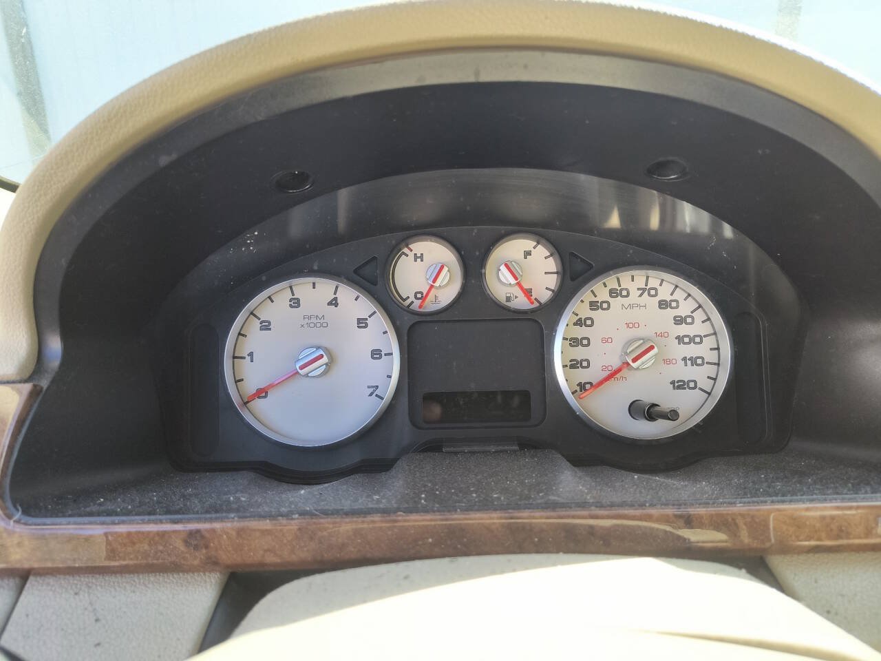 Used 2005 Ford Five Hundred Limited AWD/4WD image 38