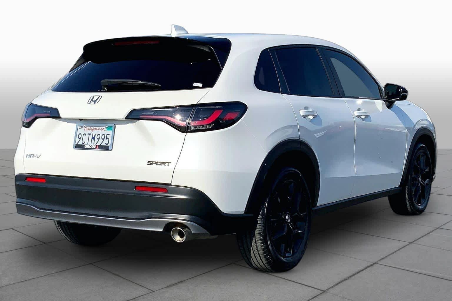 Used 2023 Honda HR-V Sport image 12