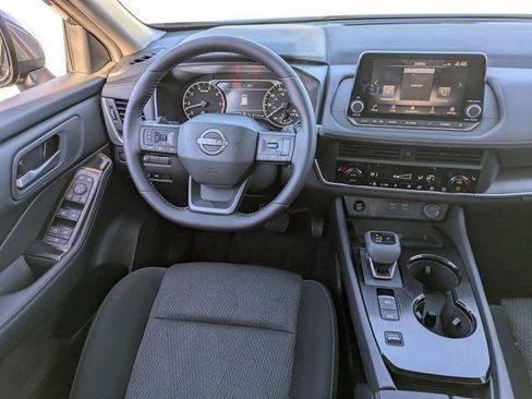 New 2026 Nissan Rogue SV FWD image 18