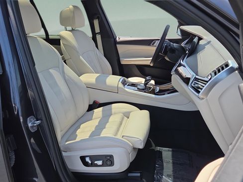 Used 2020 BMW X5 sDrive40i w/ Premium Package RWD image 18