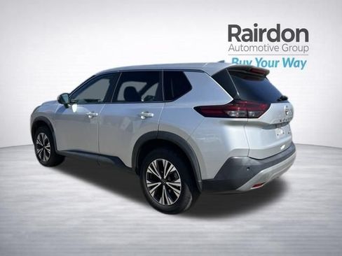 Used 2022 Nissan Rogue SV AWD/4WD image 16