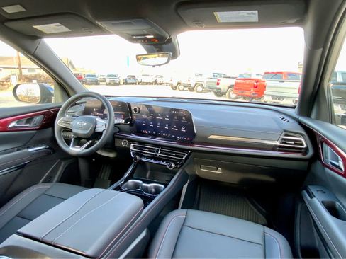 New 2026 Chevrolet Traverse Z71 w/ Driver Confidence Package image 38