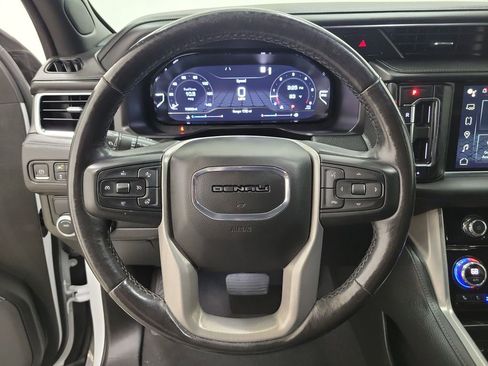 Used 2022 GMC Yukon XL Denali RWD image 21