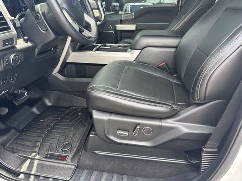 Used 2019 Ford F350 Lariat w/ Lariat Ultimate Package AWD/4WD image 10