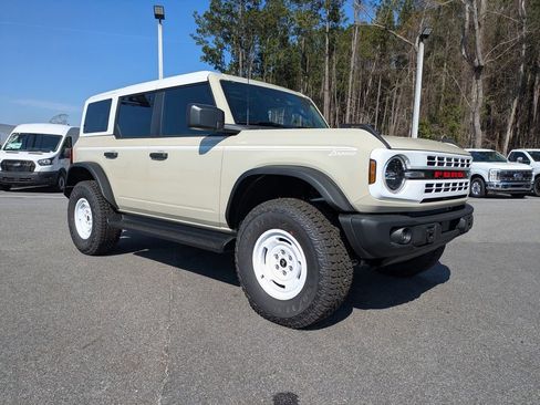 New 2026 Ford Bronco Heritage Edition AWD/4WD image 2