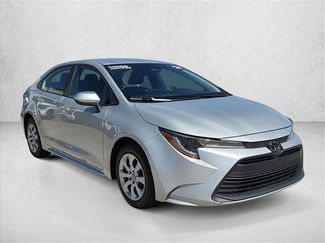 Used 2024 Toyota Corolla LE FWD video 3