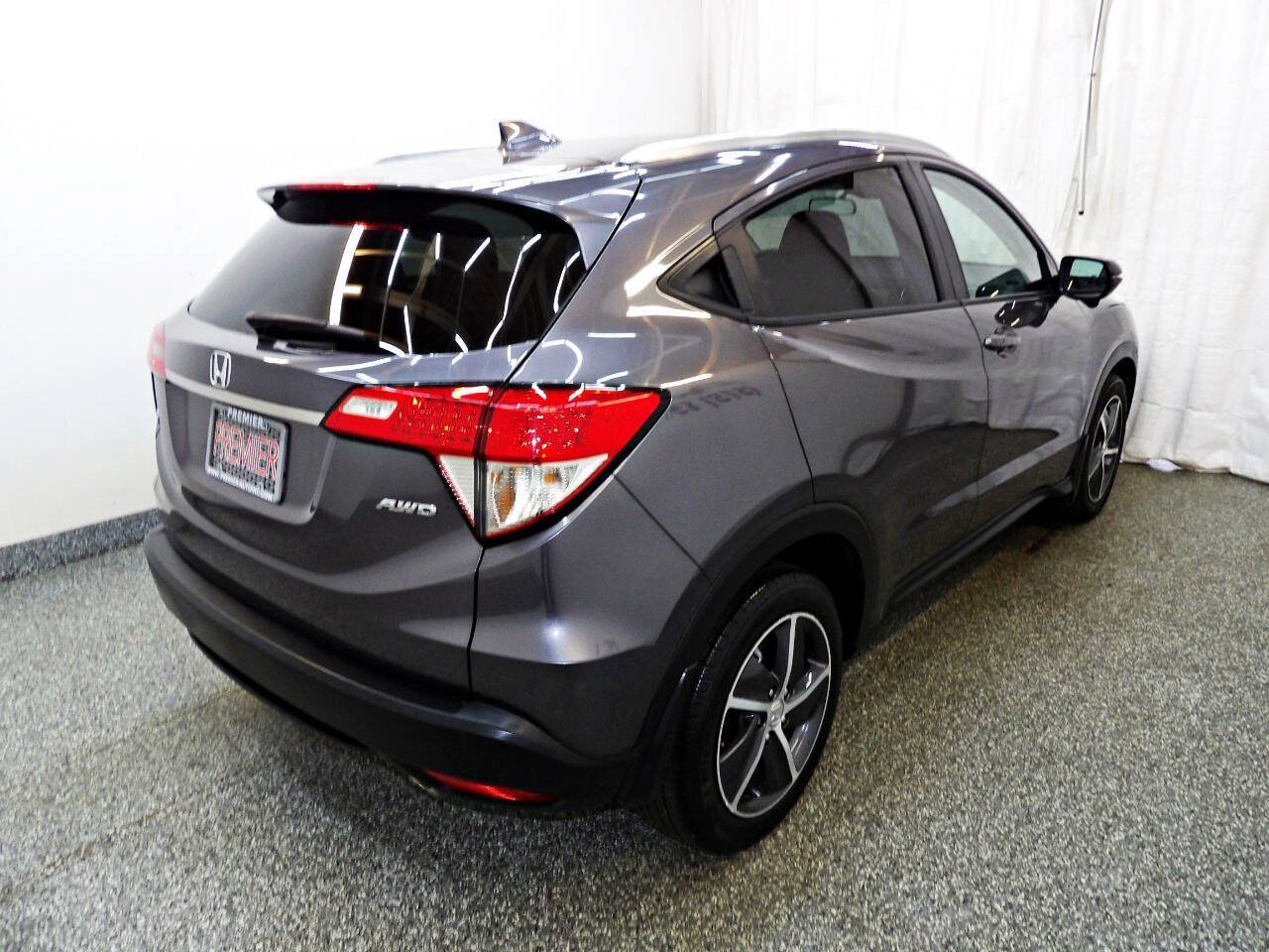 Used 2022 Honda HR-V EX image 6