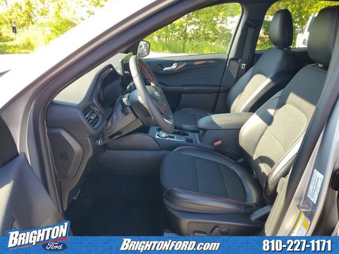Certified 2023 Ford Escape ST-Line w/ Tech Pack #1 FWD image 9