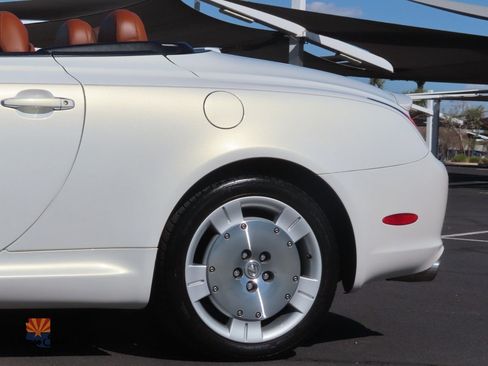 Used 2004 Lexus SC 430 Convertible image 19