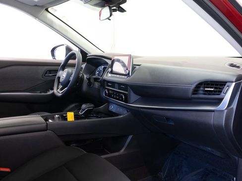 Used 2023 Nissan Rogue S image 20