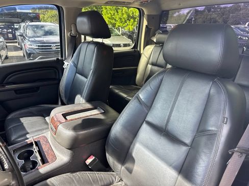 Used 2011 GMC Sierra 1500 Denali w/ LPO, Protection Package AWD/4WD image 10