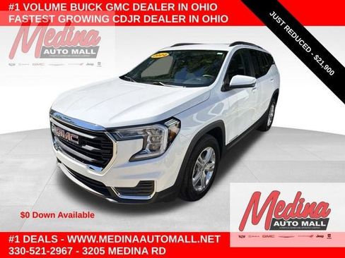 Used 2024 GMC Terrain SLE w/ Driver Convenience Package FWD image 1