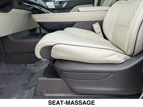 Certified 2022 Lincoln Navigator Black Label image 22