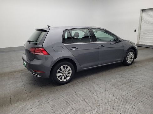 Used 2019 Volkswagen Golf S image 10
