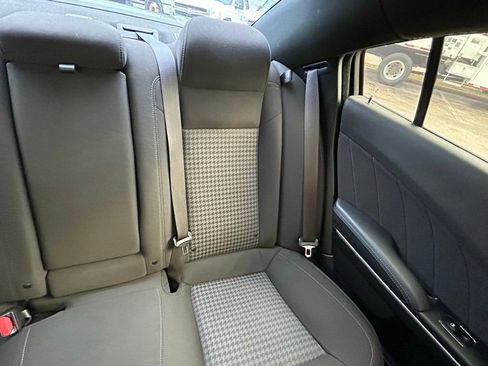 Used 2022 Dodge Charger R/T w/ Driver Convenience Group image 14