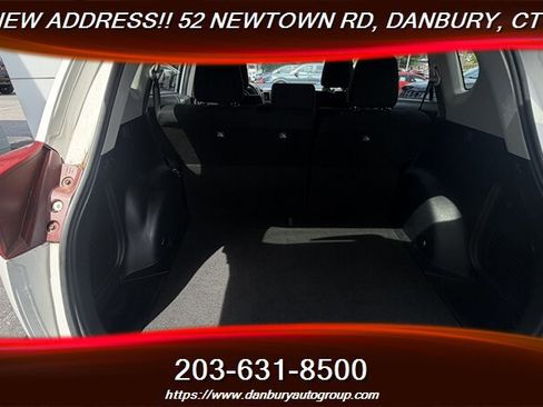 Used 2013 Toyota RAV4 XLE AWD/4WD image 19
