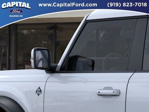 New 2025 Ford Bronco Outer Banks w/ Sasquatch Package image 22