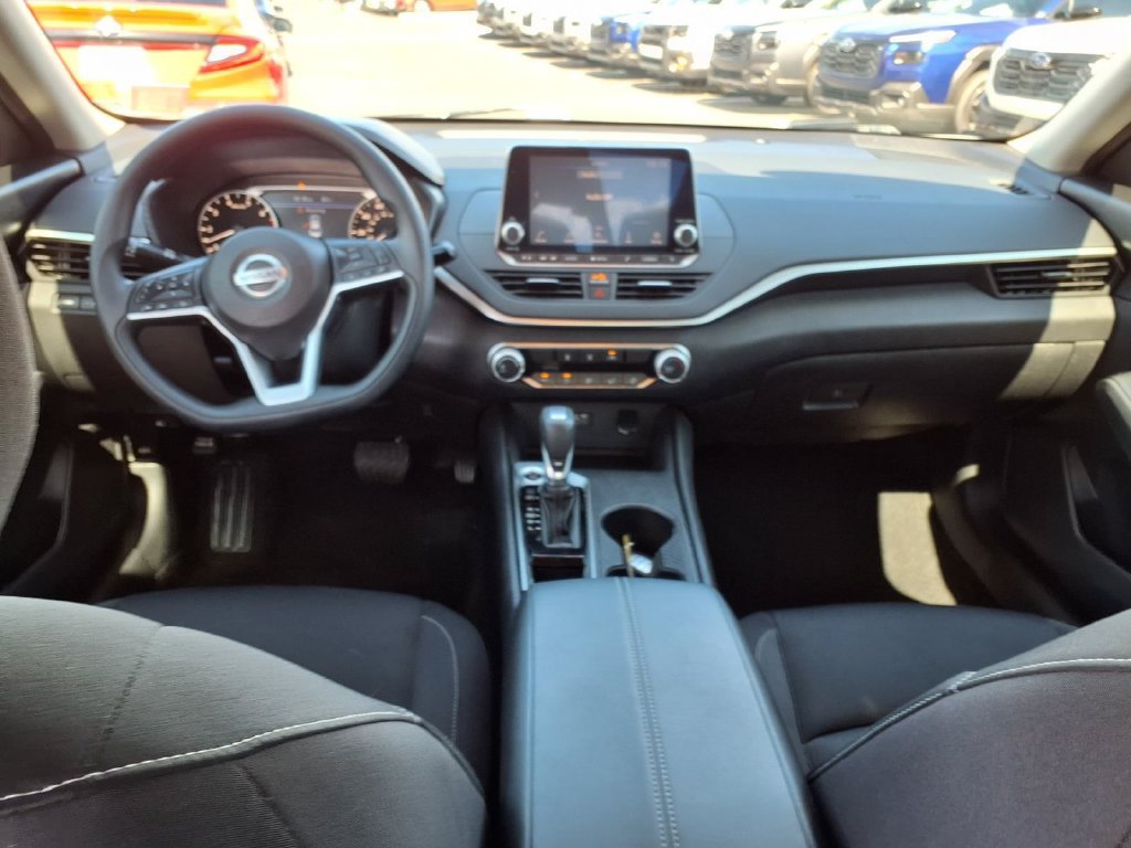 Used 2020 Nissan Altima 2.5 S FWD image 2