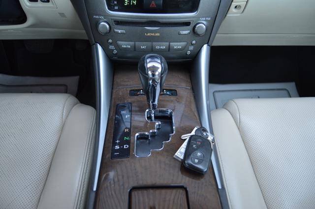 Used 2011 Lexus IS 250 AWD w/ Premium Pkg Value Edition image 22