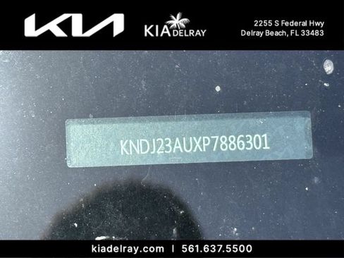 Used 2023 Kia Soul LX FWD image 6