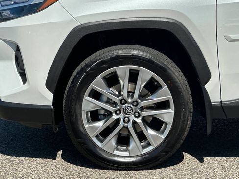 Used 2023 Toyota RAV4 XLE Premium FWD image 26