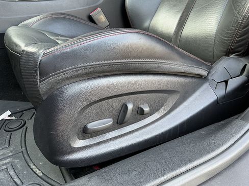 Used 2014 Chevrolet SS RWD image 23