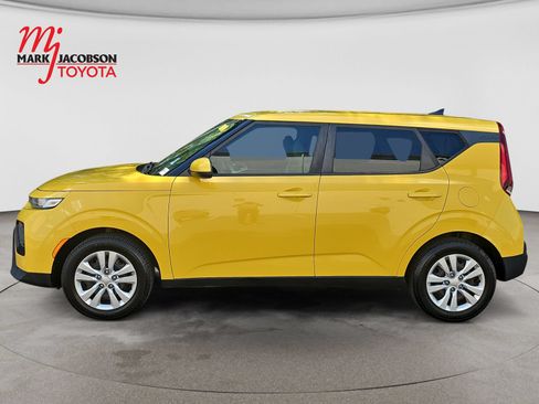 Used 2020 Kia Soul LX FWD image 9