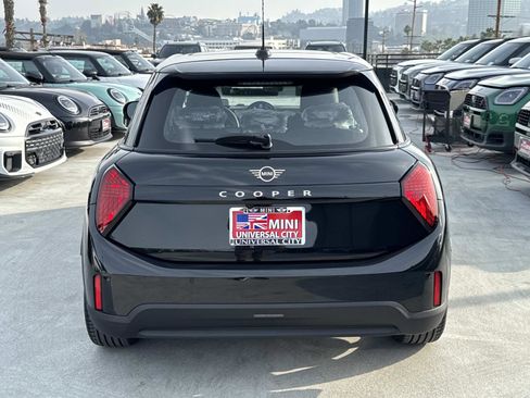 New 2026 MINI Cooper 4-Door Hardtop image 4