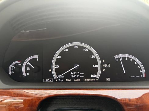 Used 2010 Mercedes-Benz S 550 4MATIC image 33