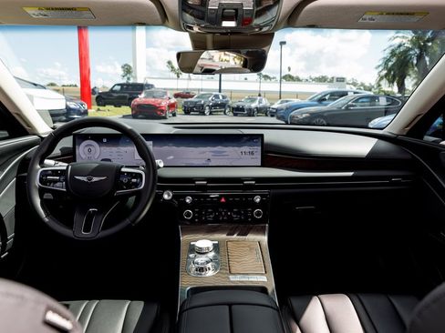 Used 2025 Genesis G80 2.5T Advanced image 31