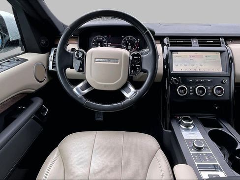 Used 2019 Land Rover Discovery SE AWD/4WD image 5