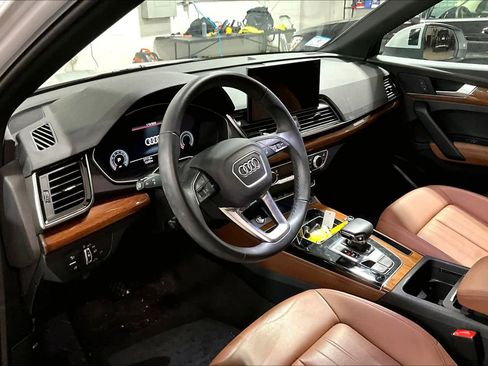 Used 2022 Audi Q5 2.0T Premium Plus image 17