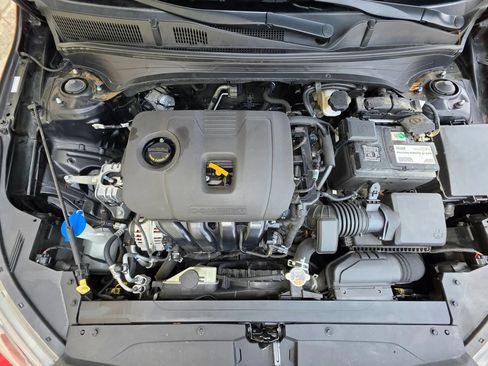 Used 2021 Kia Forte LXS FWD image 30