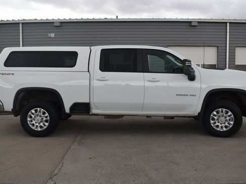 Used 2020 Chevrolet Silverado 2500 LT w/ All Star Edition image 4