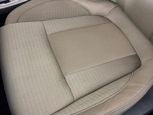 Used 2021 Subaru Ascent Premium w/ Convenience Package AWD/4WD image 15