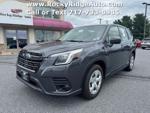 Used 2023 Subaru Forester AWD/4WD image 3