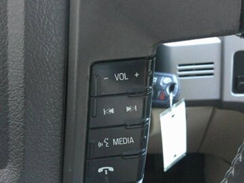 Used 2013 Ford F150 Lariat w/ Luxury Equipment Group image 50