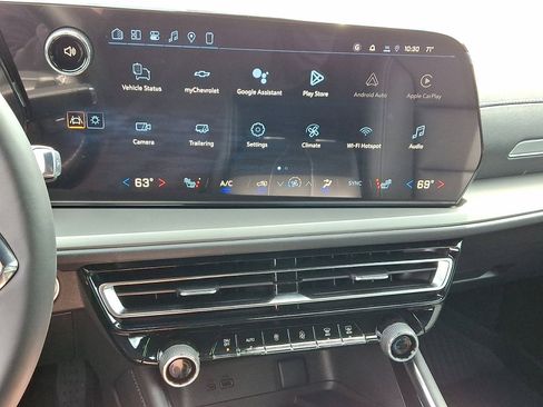New 2026 Chevrolet Traverse LT w/ Driver Confidence Package FWD image 16