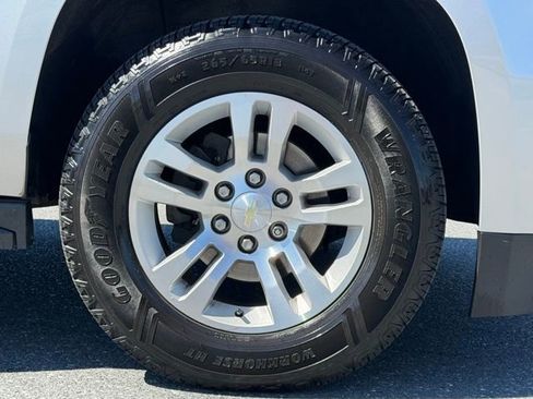 Used 2018 Chevrolet Tahoe LT image 18