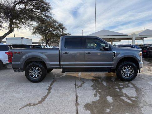 Used 2022 Ford F250 Lariat w/ Lariat Value Package image 8