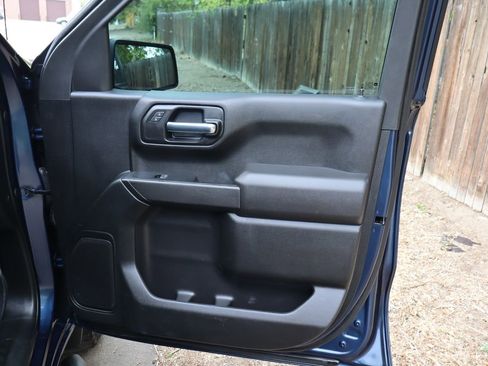 Used 2022 Chevrolet Silverado 1500 Custom Trail Boss w/ Safety Confidence Package AWD/4WD image 26