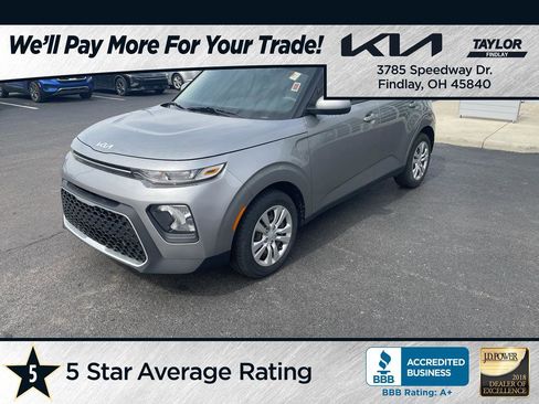 Used 2022 Kia Soul LX image 1