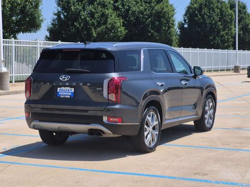 Used 2020 Hyundai Palisade SEL w/ Premium Package AWD/4WD image 6