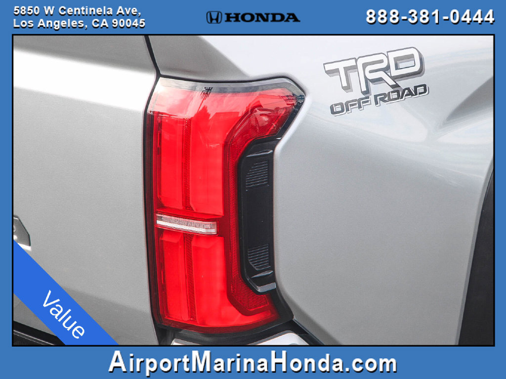 Used 2024 Toyota Tacoma TRD Off-Road AWD/4WD image 9